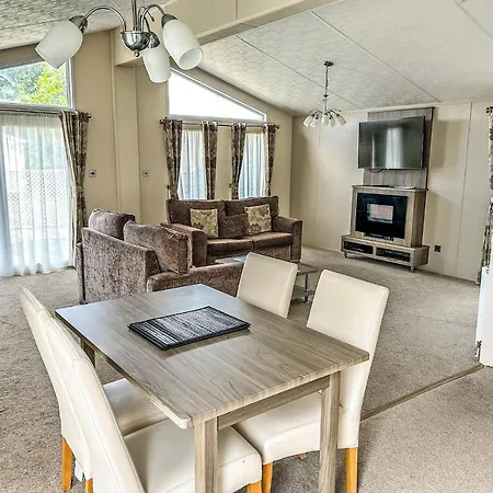 Colliery Lane Lodges *